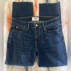 NWOT, Denizen Levi’s mid rise slim size 29x28